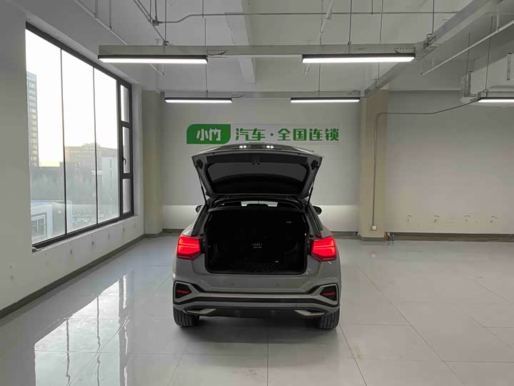 Фото 7 - Audi Q2L