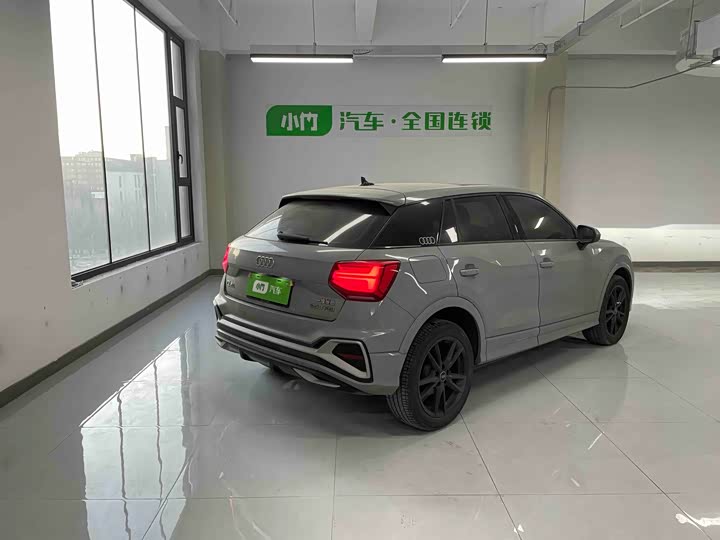 Фото 8 - Audi Q2L