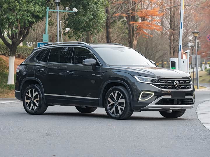 Фото 1 - Volkswagen Tayron