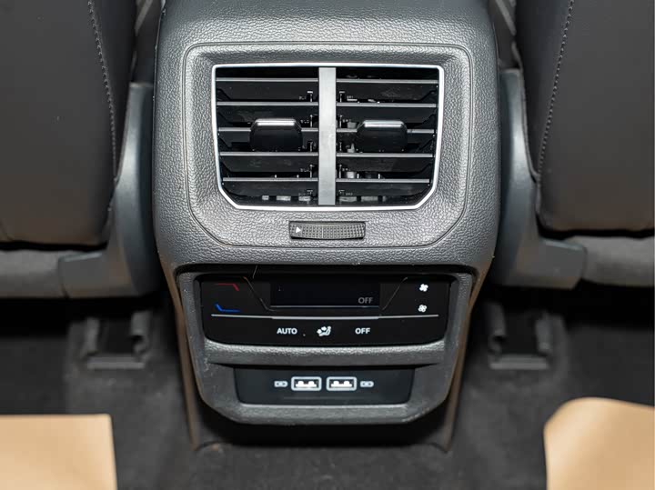 Фото 18 - Volkswagen Tayron