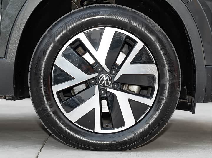 Фото 22 - Volkswagen Tayron