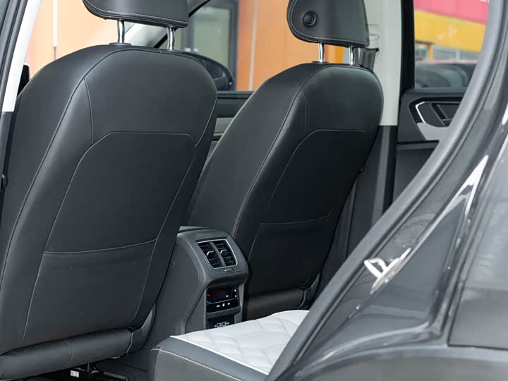 Фото 24 - Volkswagen Tayron