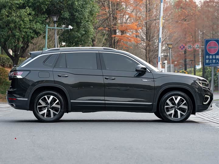 Фото 9 - Volkswagen Tayron