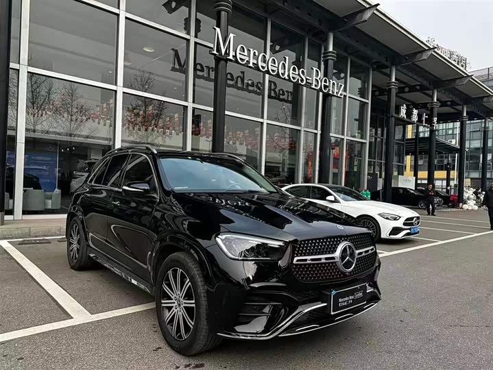 Фото 3 - Mercedes-Benz GLE-Class