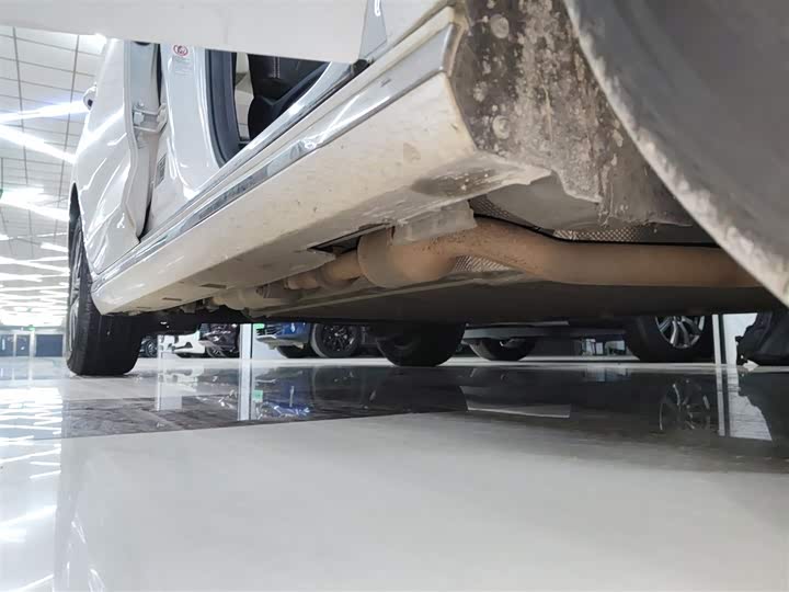 Фото 21 - BYD Song Max Hybrid