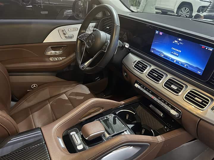 Фото 14 - Mercedes-Benz GLS-Class