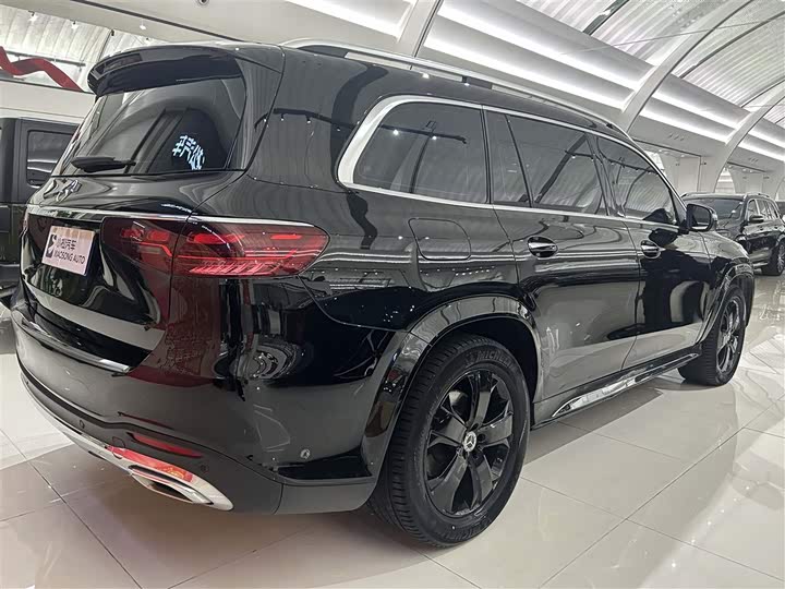 Фото 18 - Mercedes-Benz GLS-Class