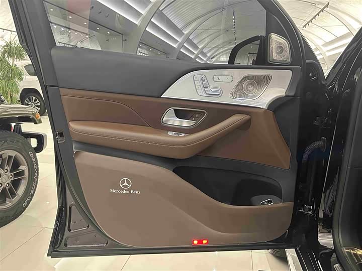 Фото 5 - Mercedes-Benz GLS-Class