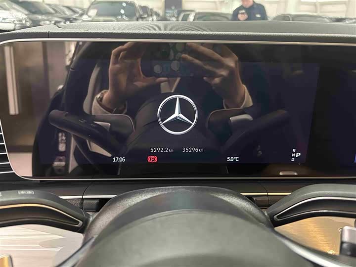 Фото 8 - Mercedes-Benz GLS-Class