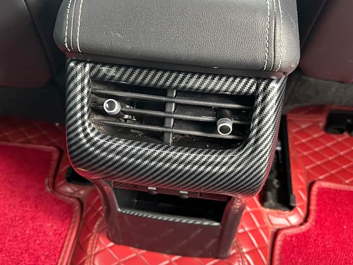 Фото 20 - Tank 300