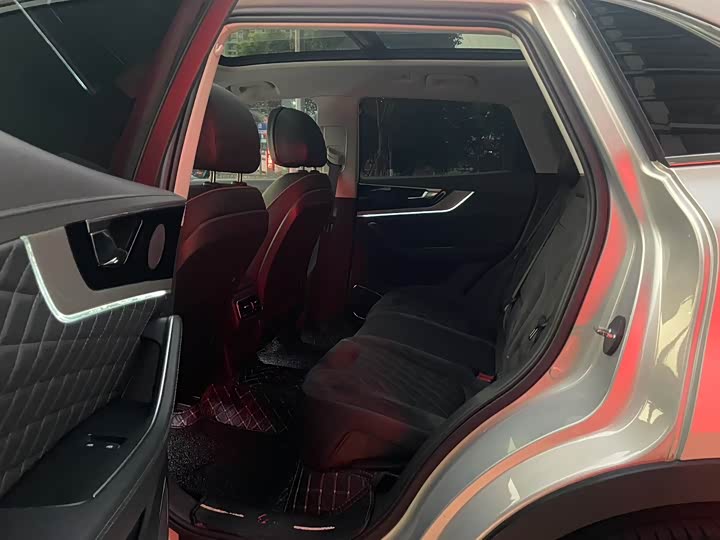 Фото 5 - Hongqi HS5