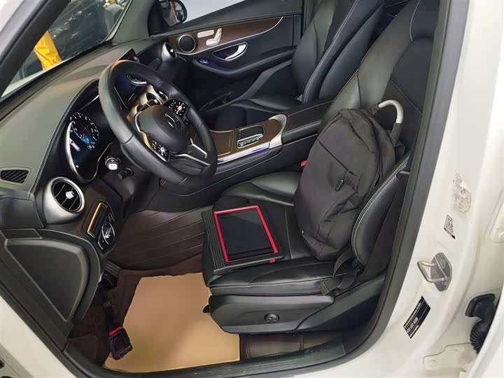 Фото 15 - Mercedes-Benz GLC-Class