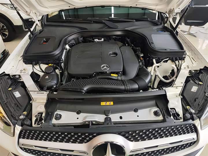 Фото 20 - Mercedes-Benz GLC-Class
