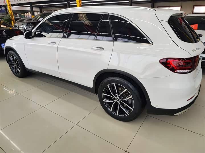 Фото 5 - Mercedes-Benz GLC-Class