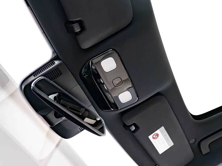 Фото 13 - LiXiang L8