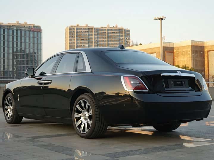 Фото 3 - Rolls-Royce Ghost