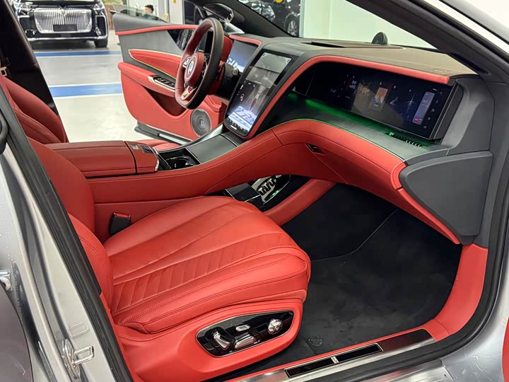 Фото 6 - BYD Yangwang U7