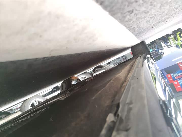 Фото 21 - Audi A6L