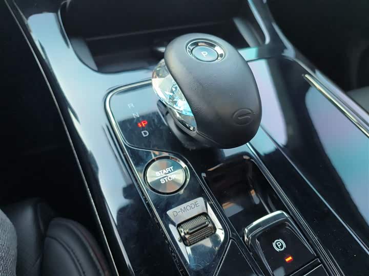 Фото 14 - GAC Trumpchi M8