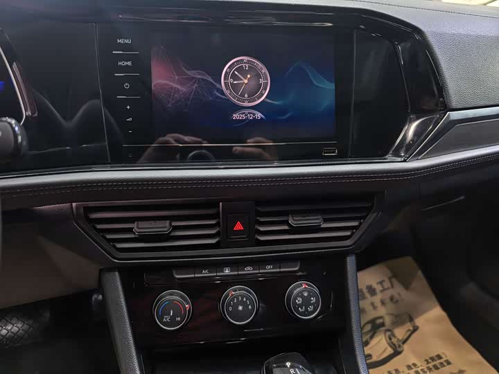 Фото 10 - Volkswagen Sagitar L