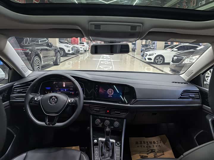 Фото 12 - Volkswagen Sagitar L