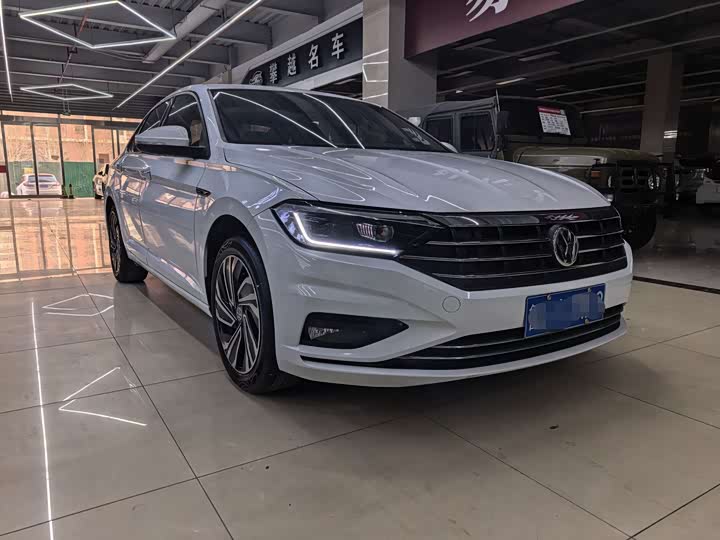 Фото 3 - Volkswagen Sagitar L