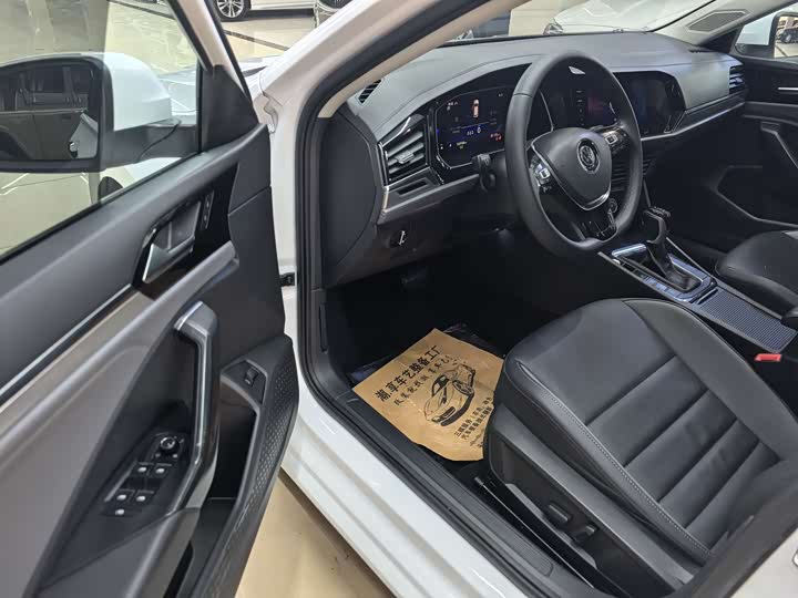 Фото 7 - Volkswagen Sagitar L