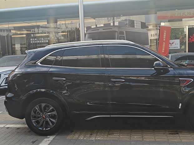 Фото 4 - Hongqi HS5