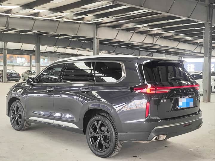 Фото 13 - Exeed VX