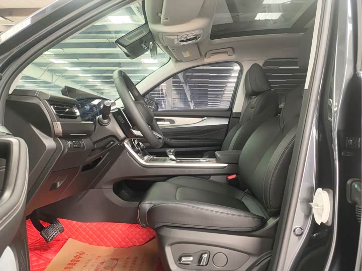 Фото 4 - Exeed VX