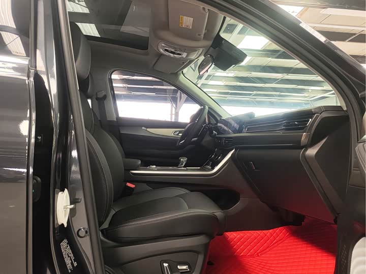 Фото 6 - Exeed VX