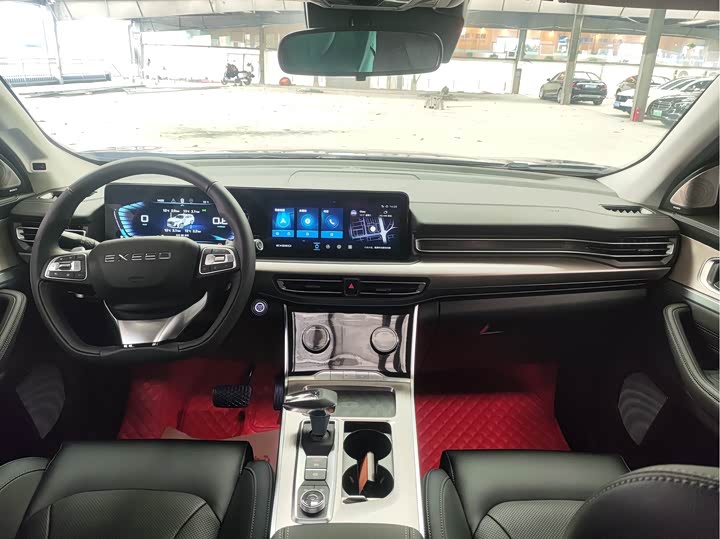 Фото 8 - Exeed VX