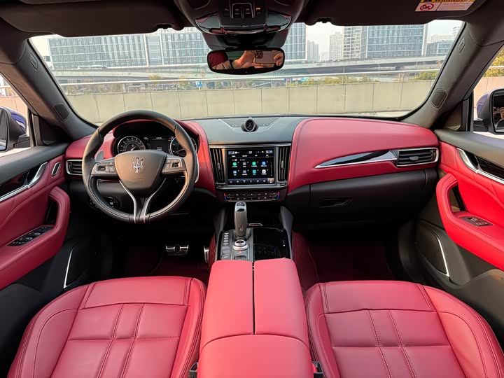 Фото 5 - Maserati Levante