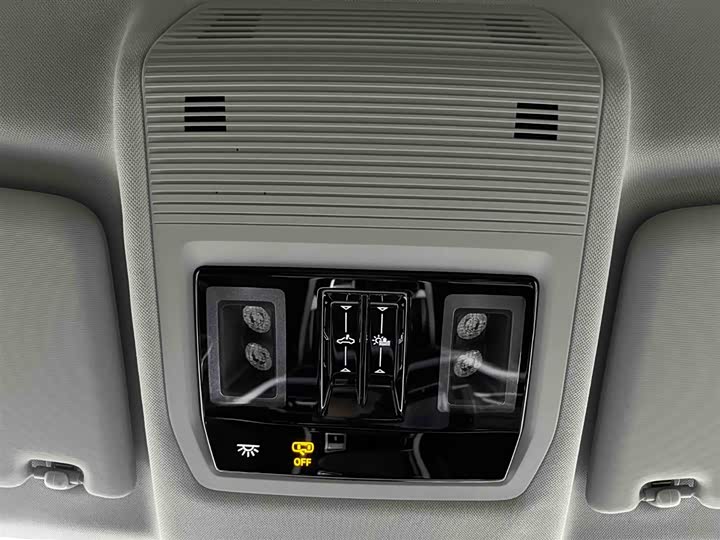 Фото 8 - Volkswagen Teramont X