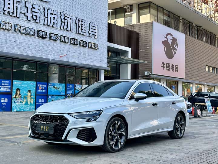 Фото 1 - Audi A3