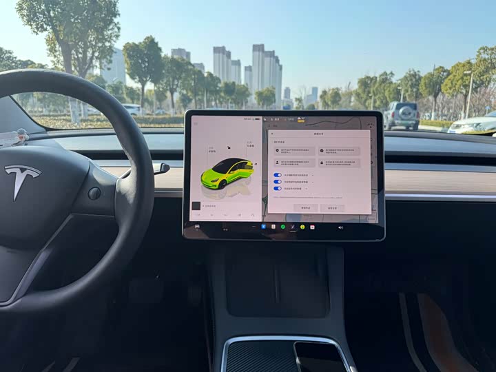 Фото 14 - Tesla Model 3