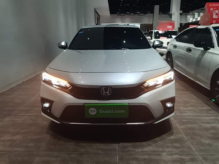 Фото 3 - Honda Civic