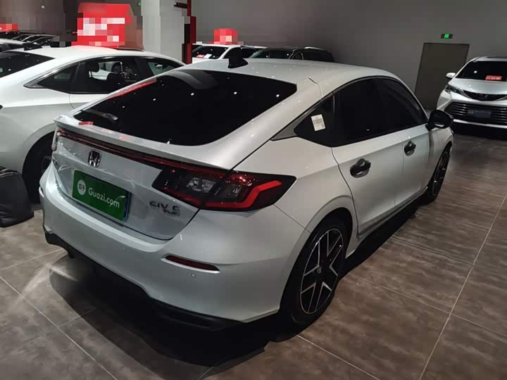 Фото 7 - Honda Civic