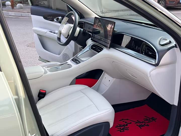 Фото 4 - Geely Galaxy Geome