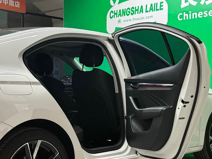 Фото 11 - Skoda Octavia Pro