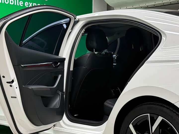 Фото 9 - Skoda Octavia Pro