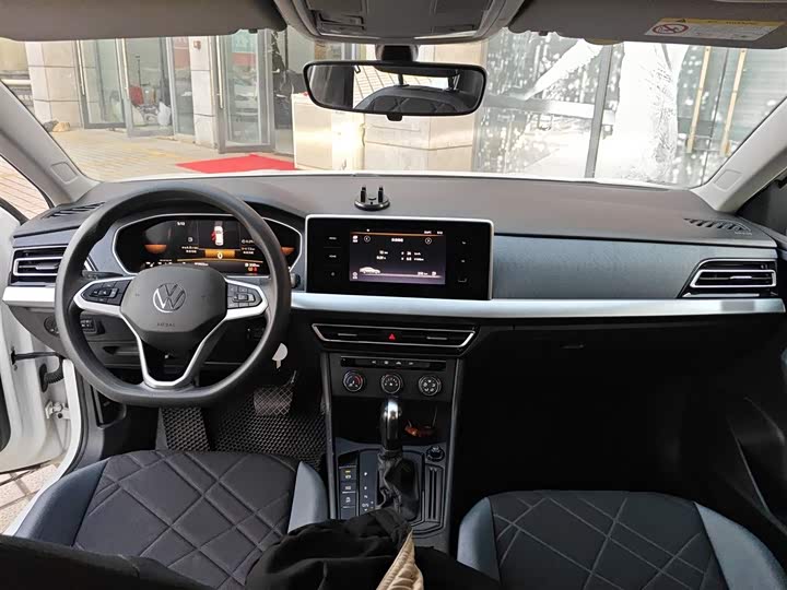 Фото 10 - Volkswagen Lavida