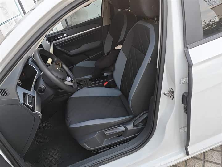 Фото 15 - Volkswagen Lavida