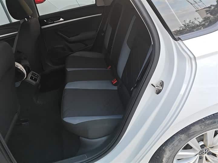 Фото 17 - Volkswagen Lavida