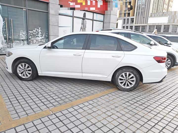 Фото 5 - Volkswagen Lavida