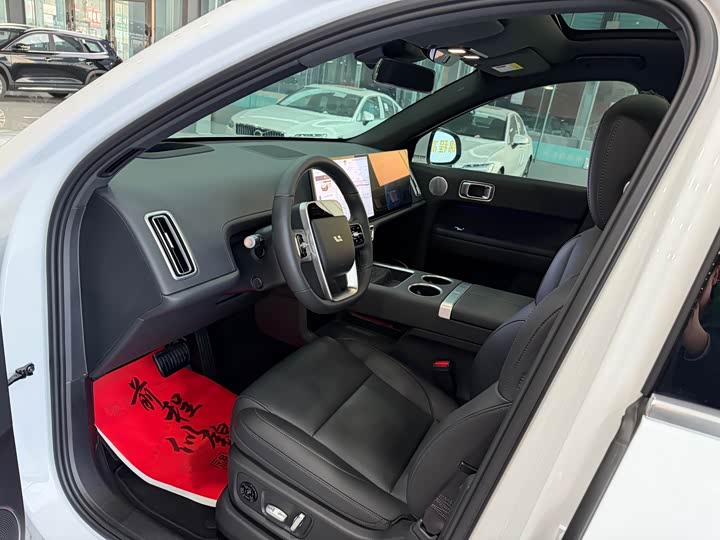 Фото 14 - LiXiang L6