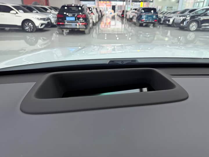 Фото 8 - LiXiang L6