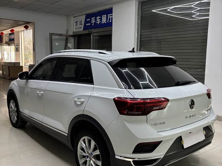 Фото 6 - Volkswagen T-Roc