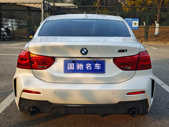 Фото 15 - BMW 1 Series