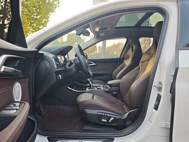 Фото 7 - BMW 1 Series